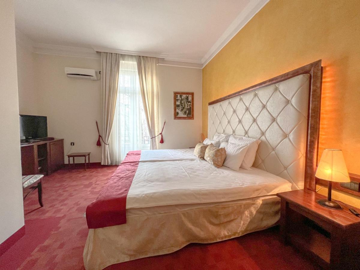 Manjez Centar Hotel Beograd Bagian luar foto