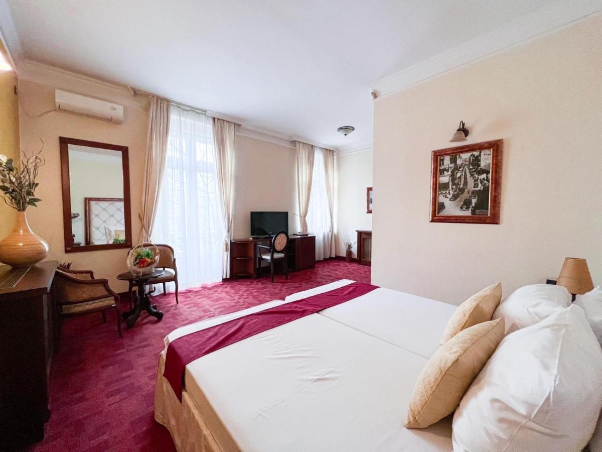 Manjez Centar Hotel Beograd Bagian luar foto