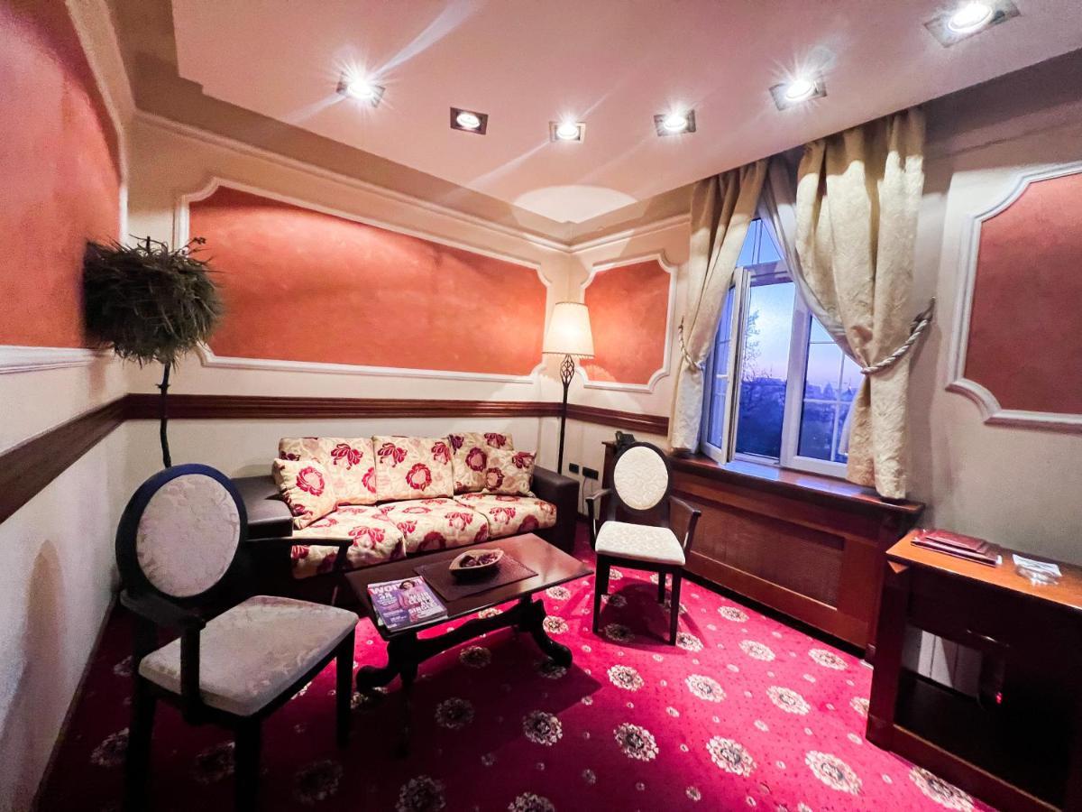Manjez Centar Hotel Beograd Bagian luar foto