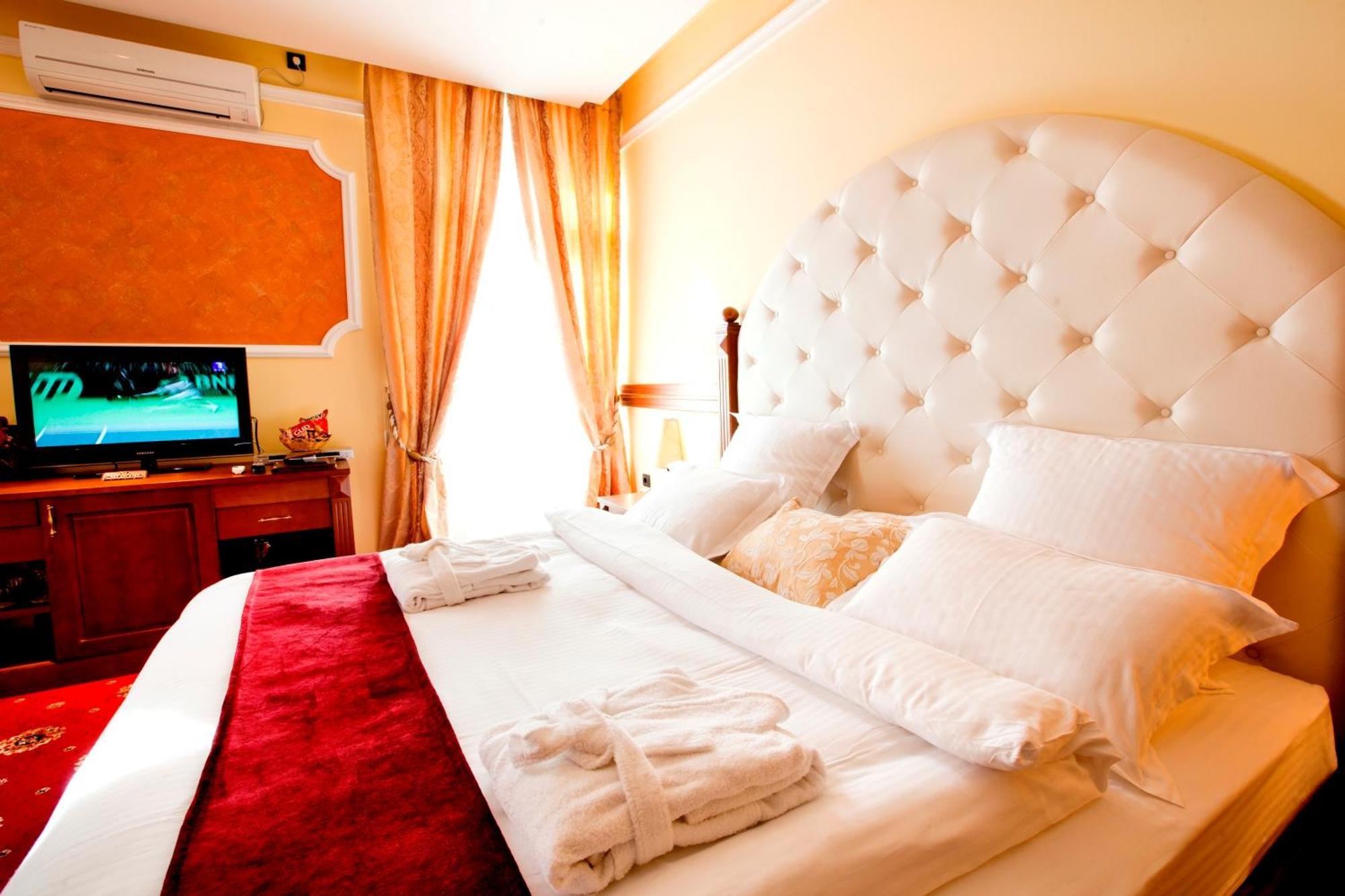Manjez Centar Hotel Beograd Bagian luar foto