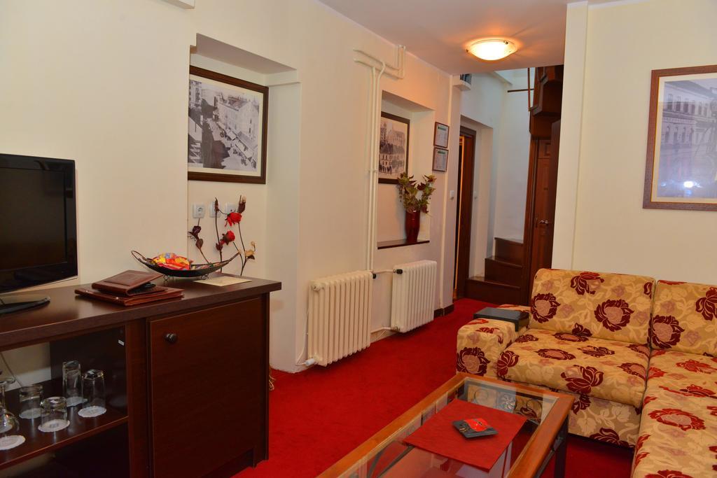 Manjez Centar Hotel Beograd Ruang foto